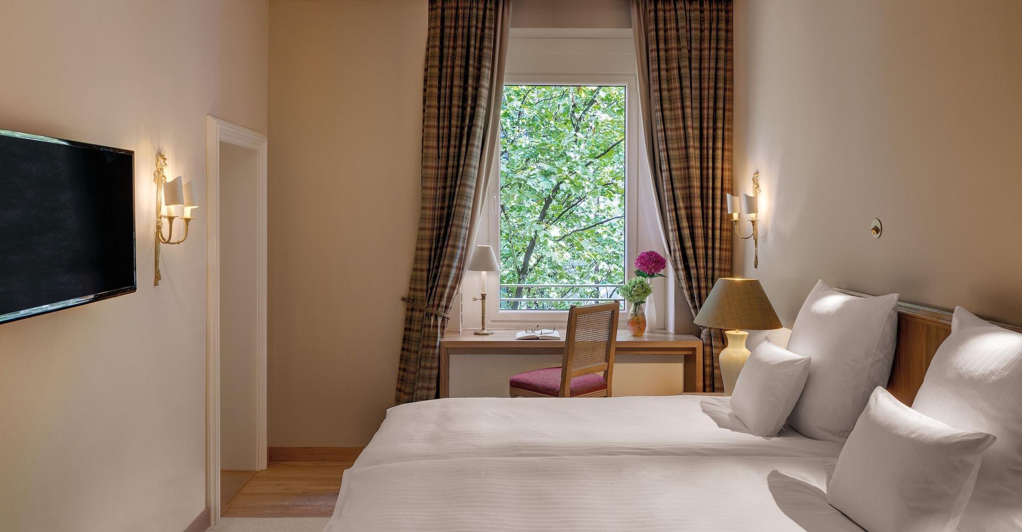 Excelsior By Geisel Hotel 4*