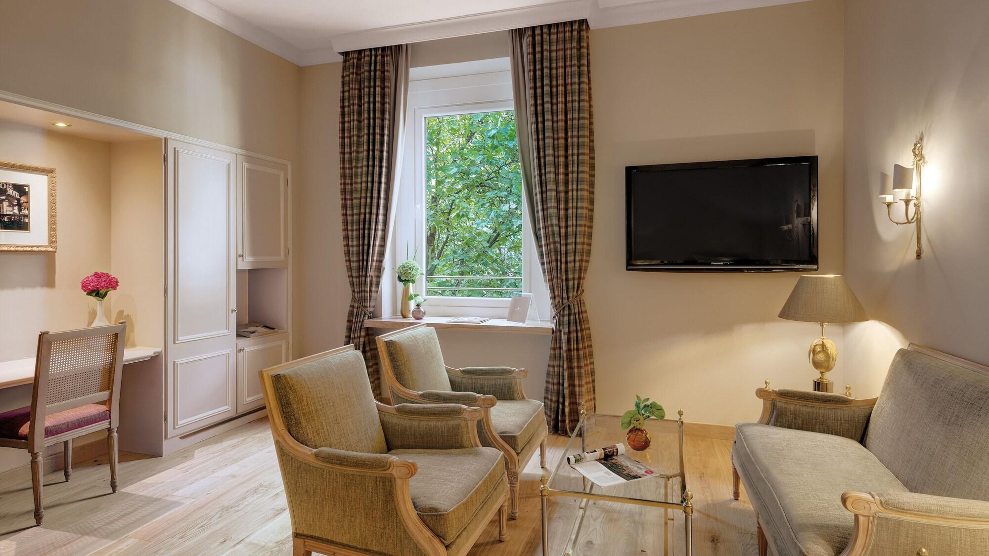 Excelsior By Geisel Hotel 4*