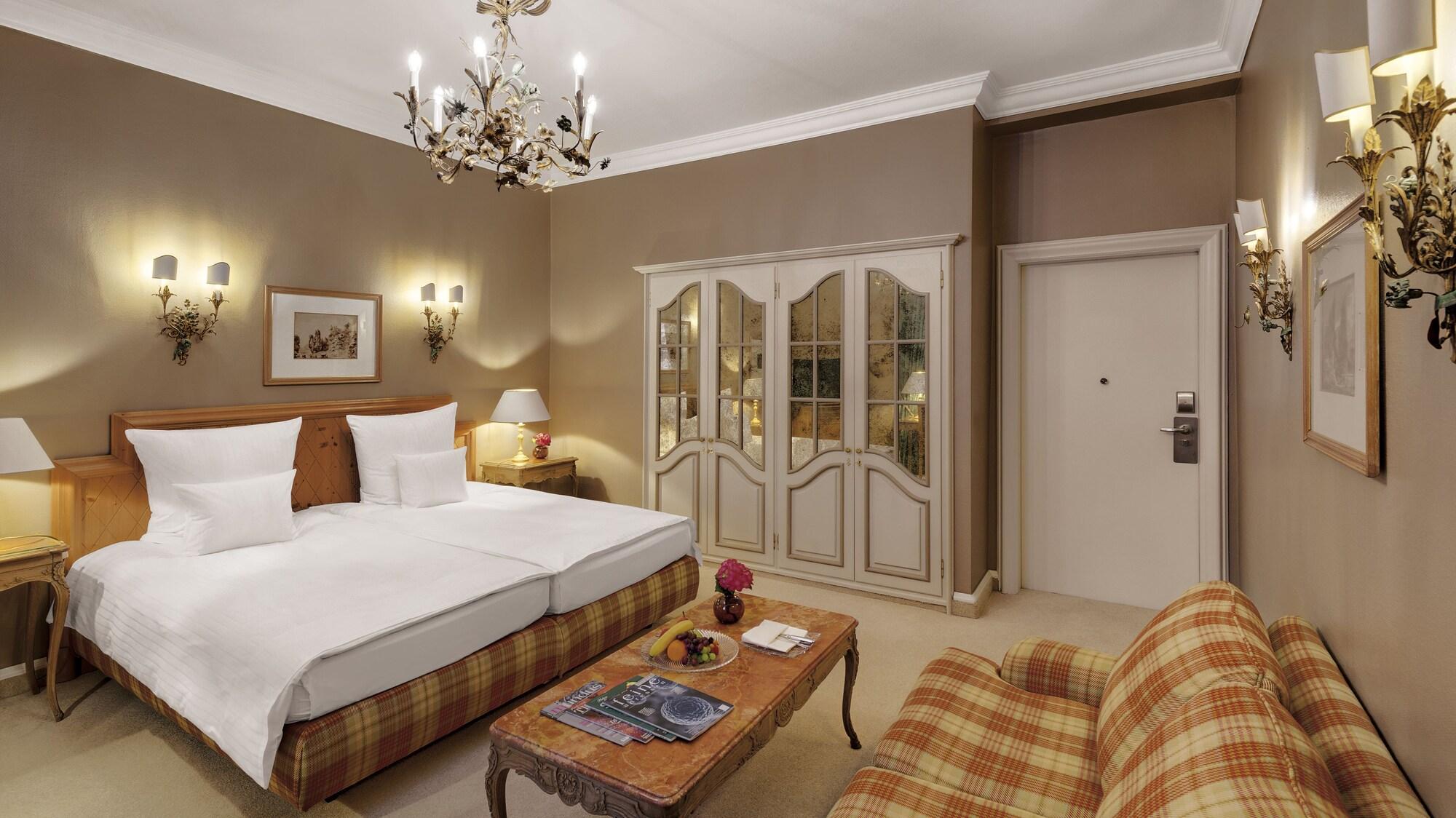 Excelsior By Geisel Hotel